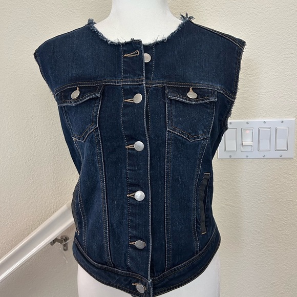 W118 by Walter Baker Denim Vest size S - Picture 9 of 15